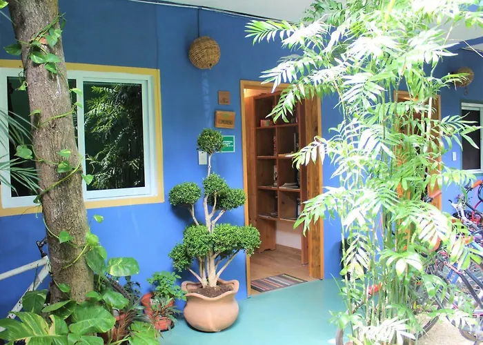 Casa Almendro 2*
